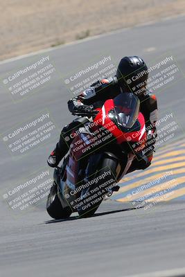 media/Apr-09-2023-SoCal Trackdays (Sun) [[333f347954]]/Turn 10 (115pm)/